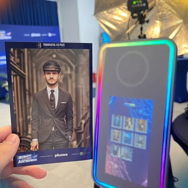 Mirror booth Dubai - Geeks Evolution