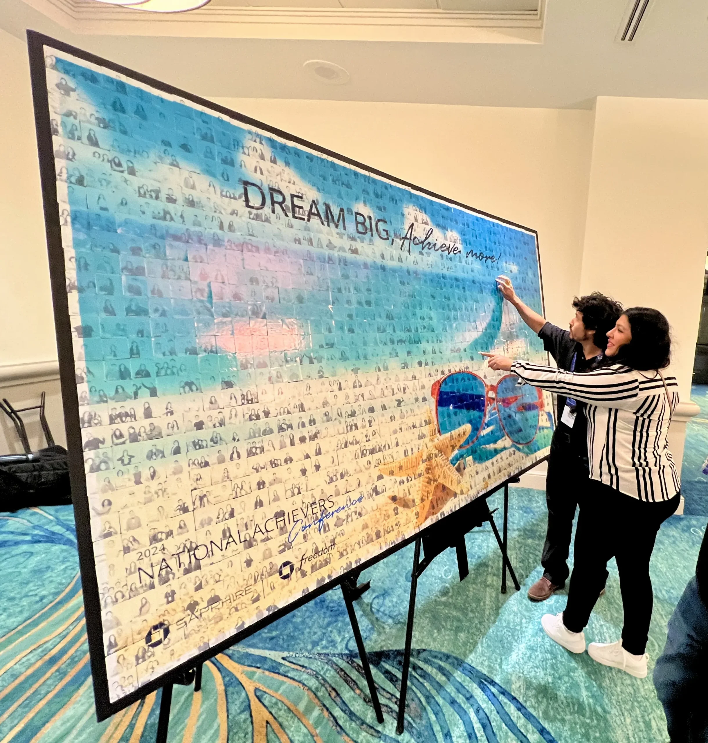 Live Event Photomosaic - Interactive Mosaics for Experiential