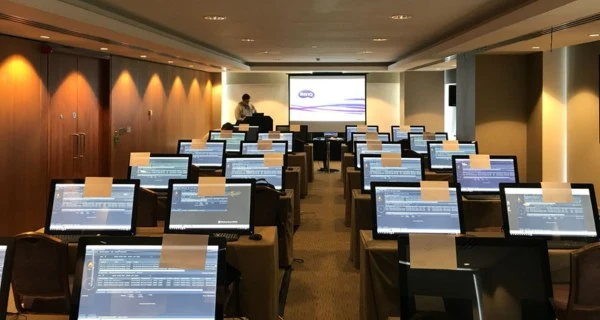 Monitor Rental 20 Monitor Screen Rental in Dubai